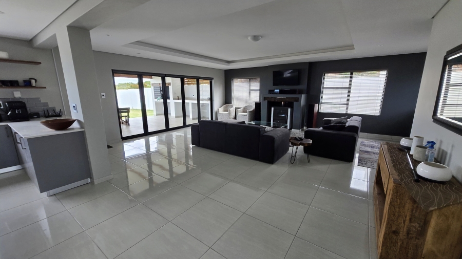 4 Bedroom Property for Sale in Dana Bay Western Cape